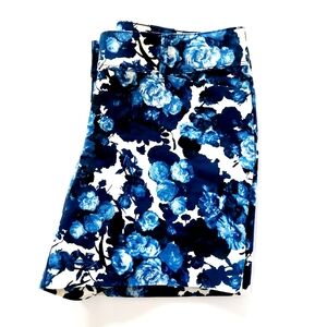 Blue Floral Print‎ Midi Tailored Shorts The Limited size 6 Flat Front 4" inseam